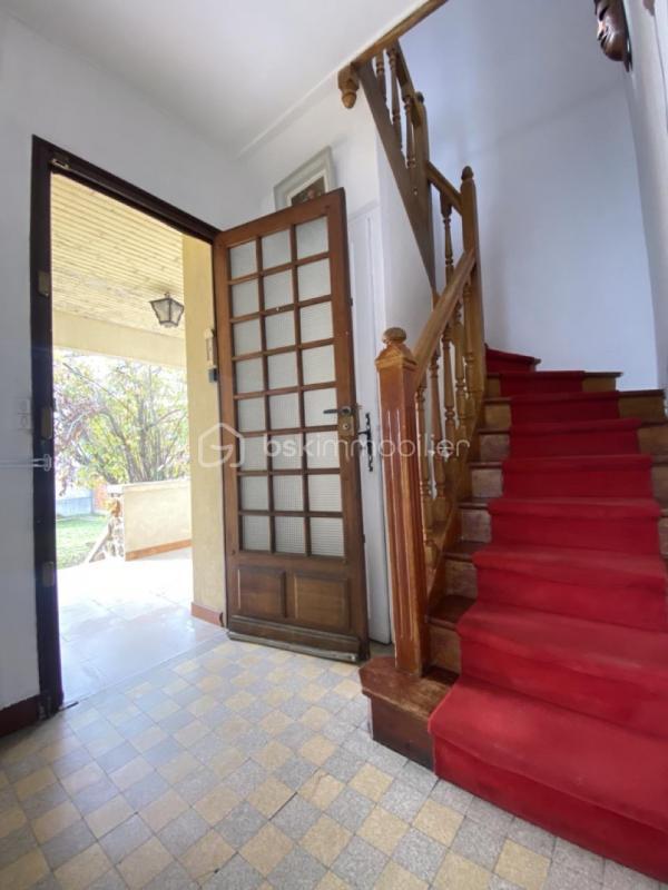 Pavillon - 100 m² - 5 pièces