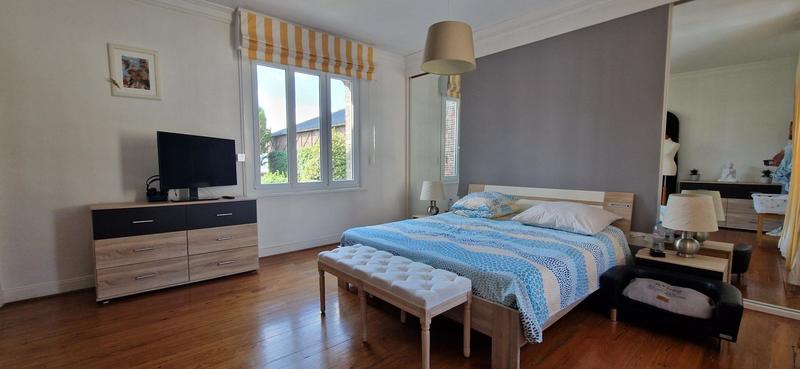 Maison - 265 m² - 4 pièces