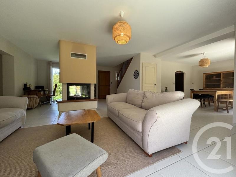 Maison - 144 m² - 6 pièces