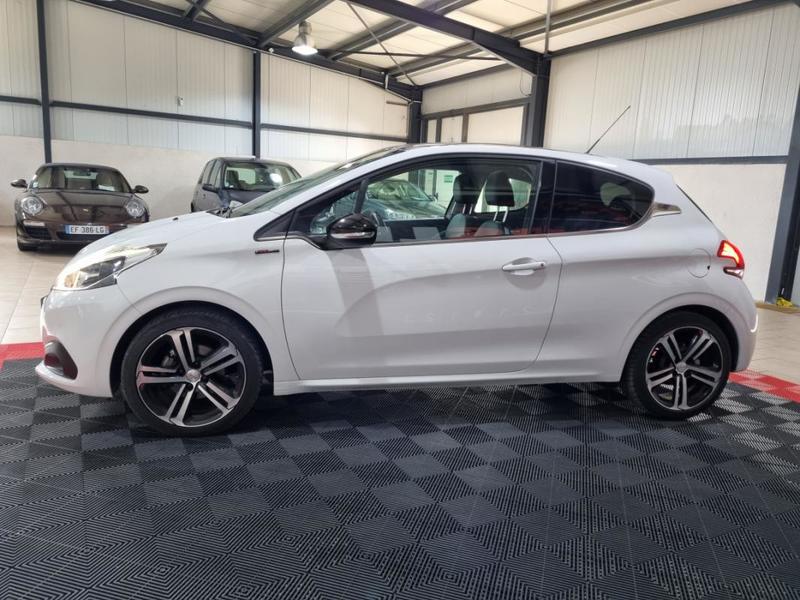 Peugeot 208 1.2 Thp Puretech 110 ch Gtline - Garantie 6 Mois