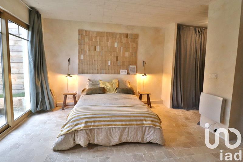 Maison - 198 m² - 8 pièces