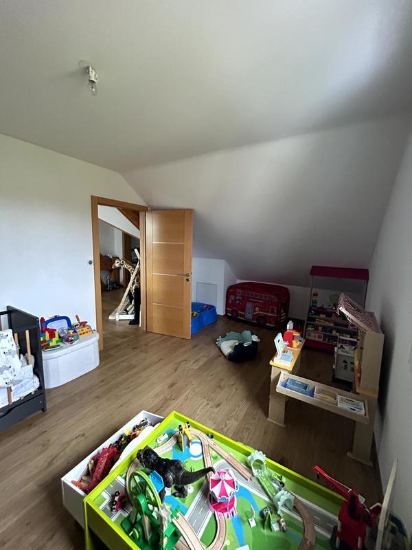 Maison - 190 m² - 5 pièces