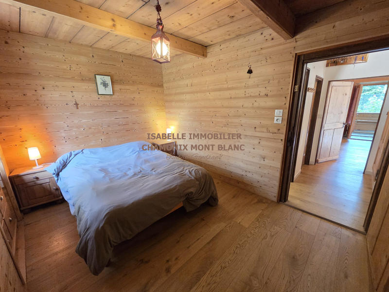 Châlet - 188 m² - 7 pièces