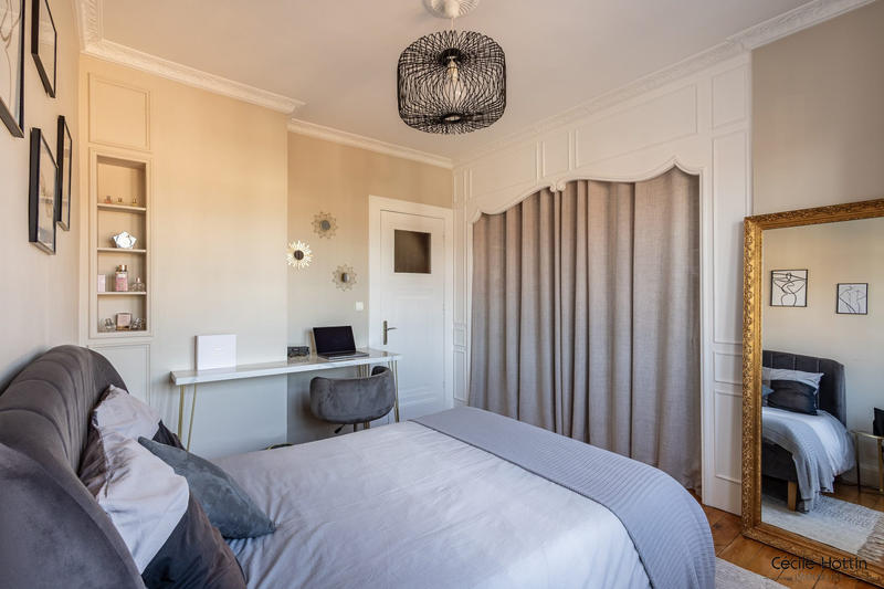 Maison ancienne - 260 m² - 8 pièces