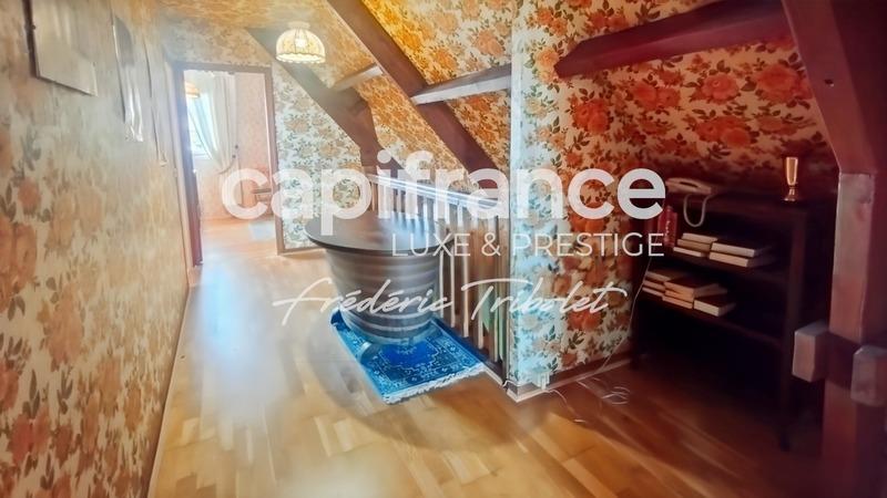 Maison - 99 m² - 5 pièces