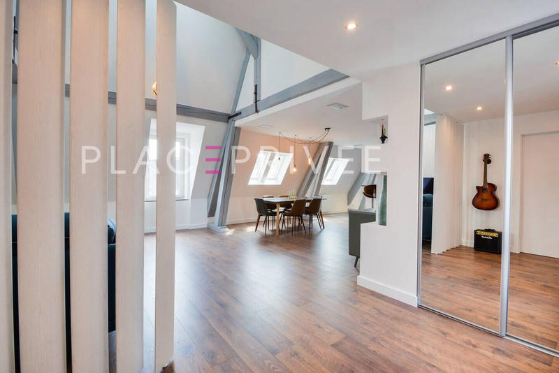 Appartement - 111 m² - 4 pièces