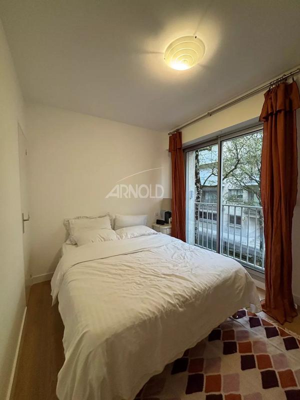 Appartement - 170 m² - 7 pièces