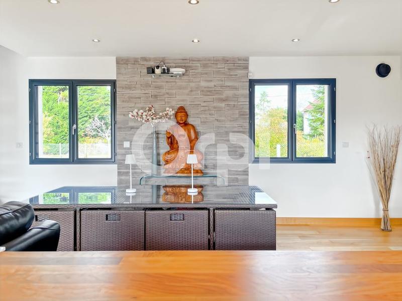 Maison - 162 m² - 5 pièces