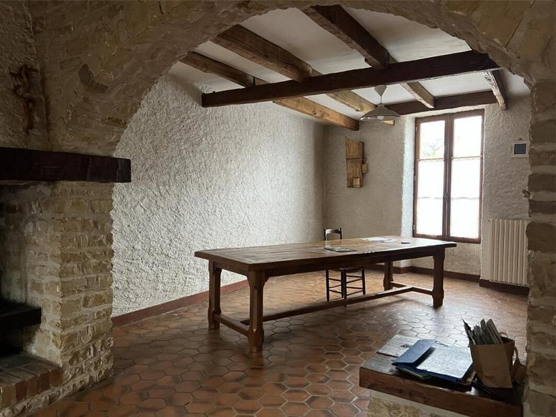 Maison - 262 m² - 9 pièces