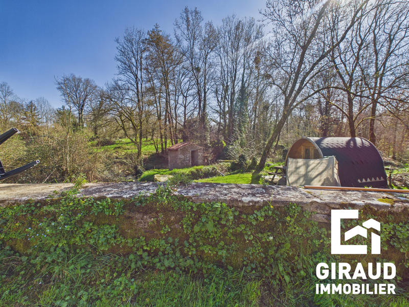 Maison ancienne - 213 m² - 9 pièces