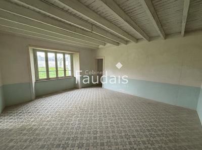 Maison - 200 m² - 9 pièces