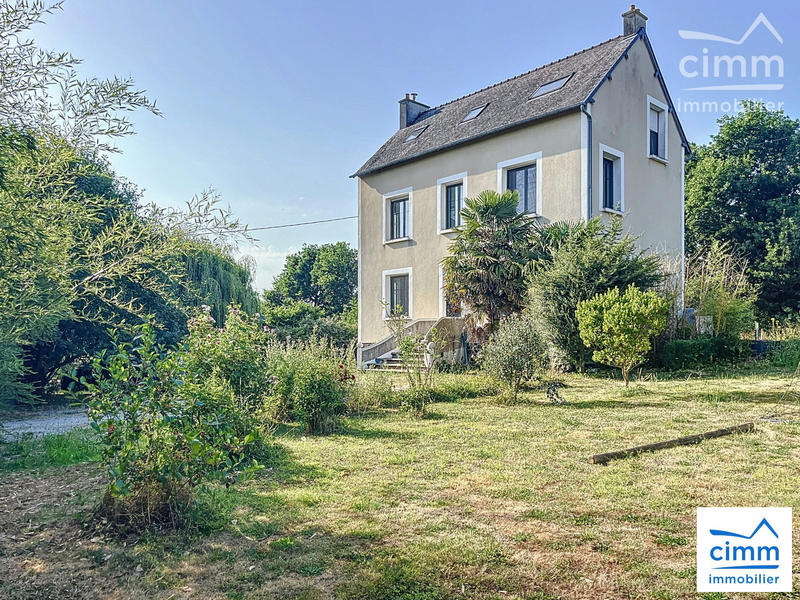 Maison traditionnelle - 145 m² - 6 pièces