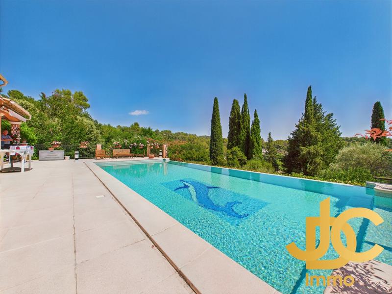 Maison - 129 m² - 5 pièces