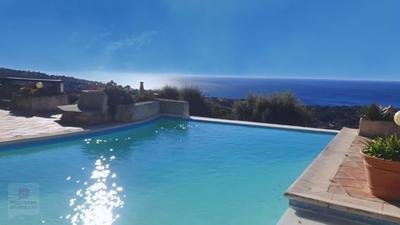 Demeure - 219 m² - 7 pièces