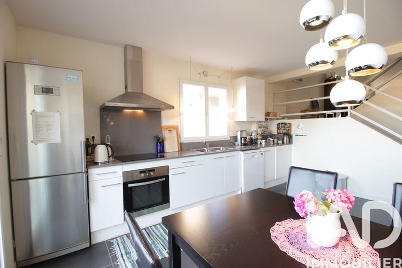 Maison - 97 m² - 4 pièces