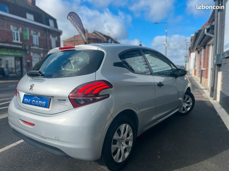 Peugeot 208 1.6 Blue Hdi 75ch Access