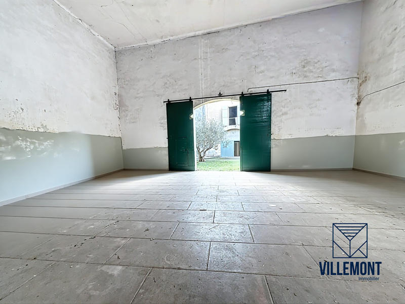 Maison ancienne - 222 m² - 3 pièces