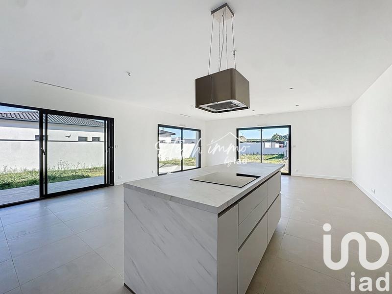 Maison - 146 m² - 6 pièces