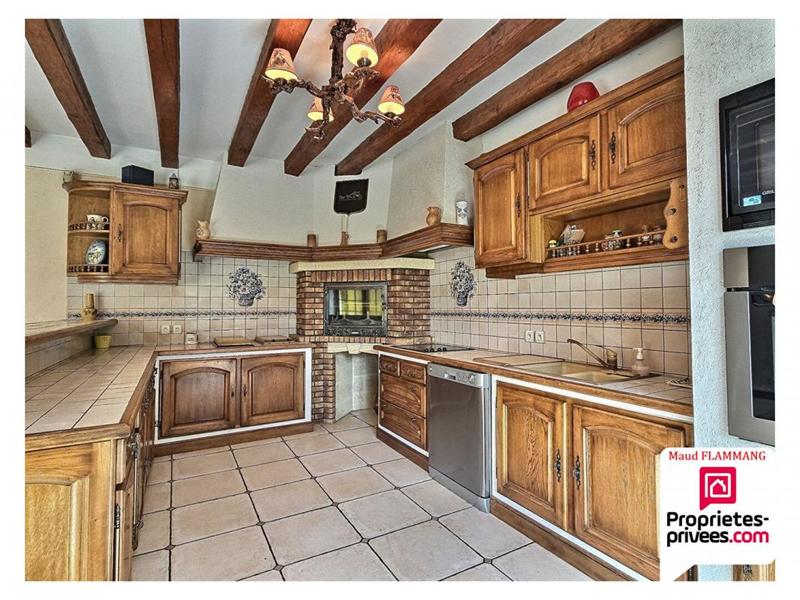 Maison - 224 m² - 8 pièces