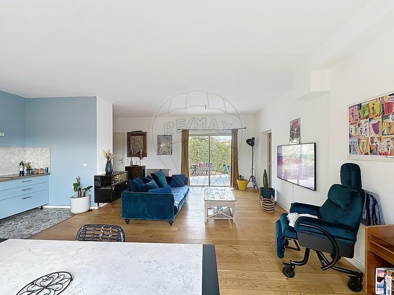 Maison - 92 m² - 4 pièces