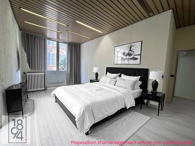 Appartement - 136 m² - 6 pièces