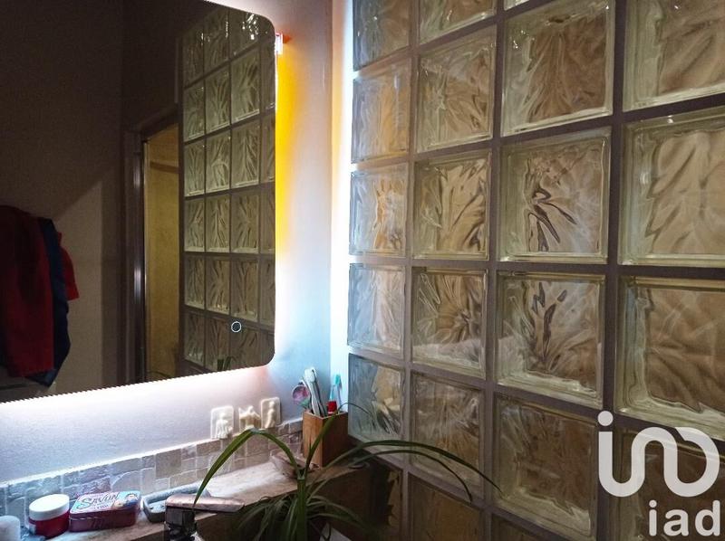 Maison - 185 m² - 8 pièces