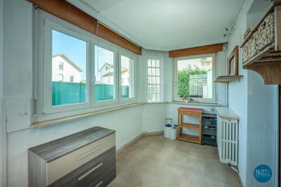 Maison - 180 m² - 8 pièces
