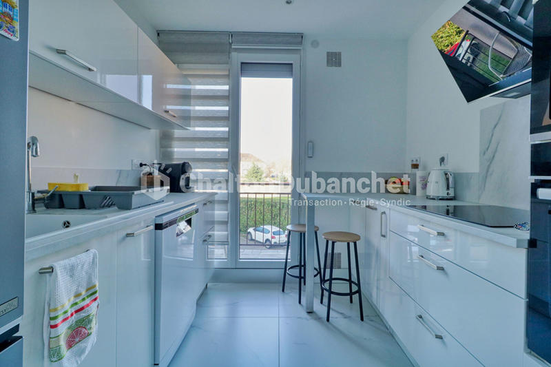 Appartement - 66 m² - 3 pièces