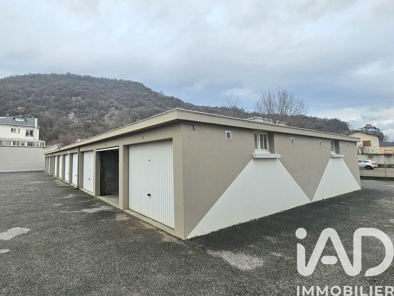 Appartement - 110 m² - 5 pièces