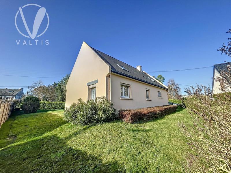 Maison traditionnelle - 101 m² - 5 pièces