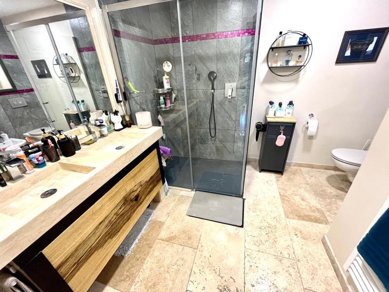 Villa - 100 m² - 3 pièces