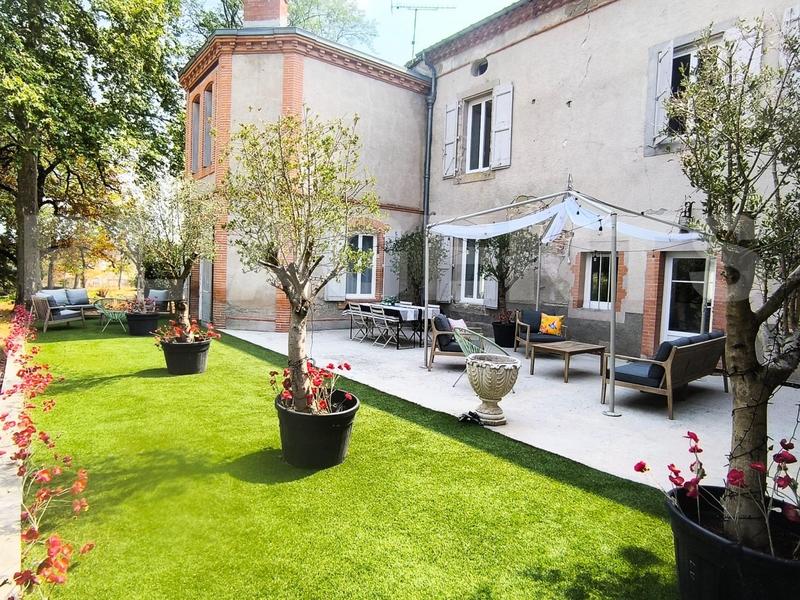 Maison de domaine - 282 m² - 13 pièces