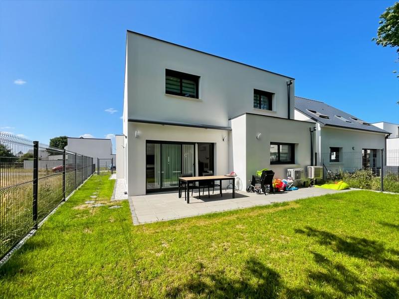 Maison - 145 m² - 5 pièces