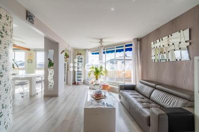 Appartement - 102 m² - 5 pièces