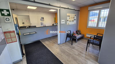 Local d'activités - 200 m²