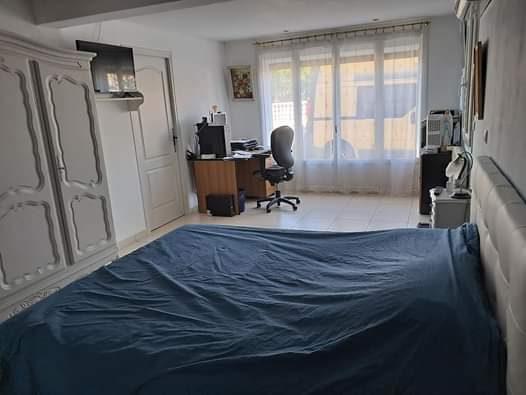 Maison traditionnelle - 94 m² - 3 pièces