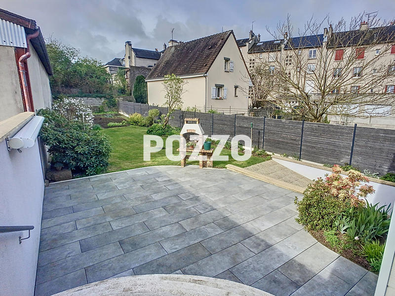 Maison - 143 m² - 5 pièces