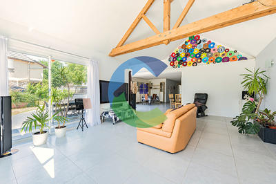 Maison - 171 m² - 6 pièces