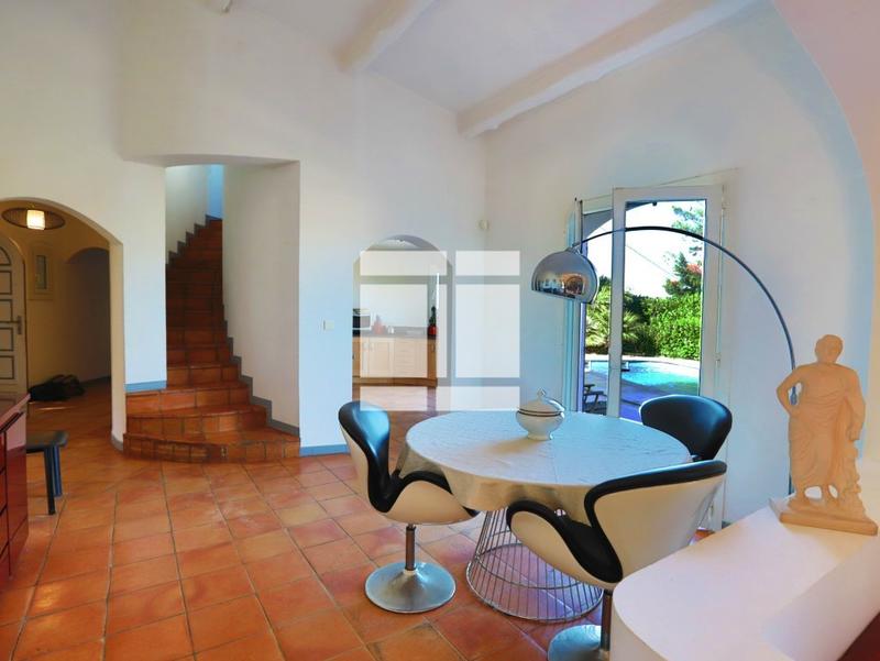 Villa - 150 m² - 5 pièces