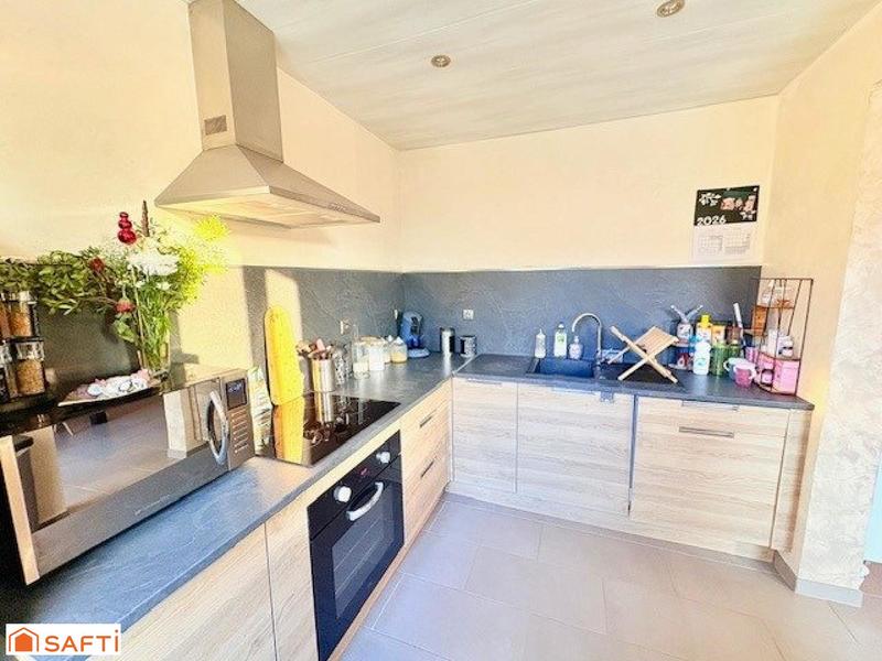 Maison - 85 m² - 5 pièces