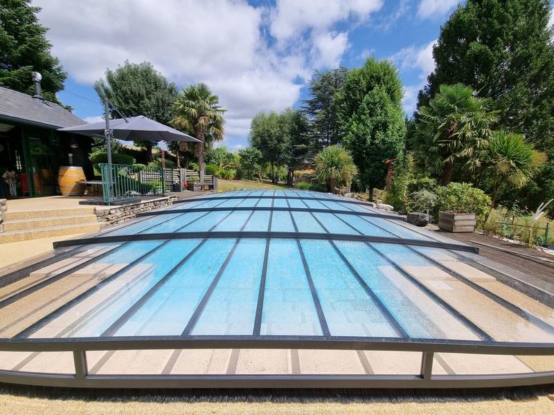 Maison - 230 m² - 8 pièces