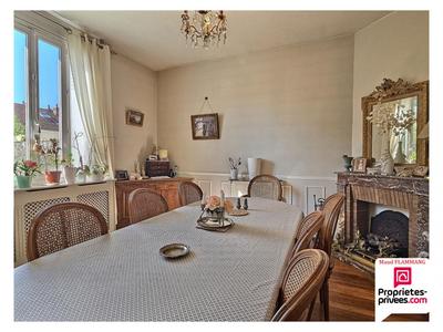 Maison - 138 m² - 6 pièces