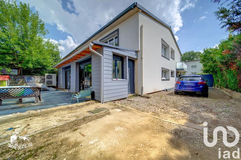 Maison - 120 m² - 6 pièces