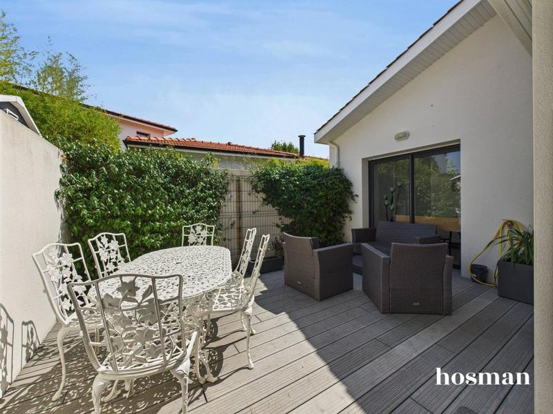 Maison - 90 m² - 4 pièces