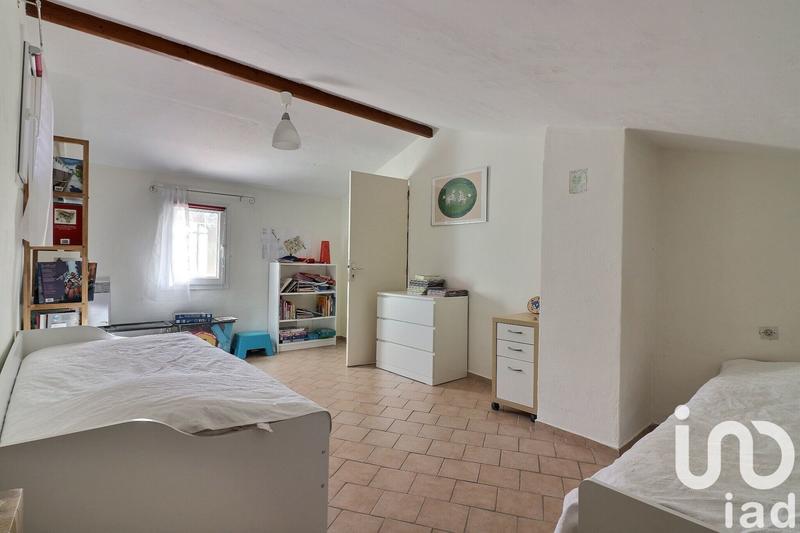 Maison - 216 m² - 6 pièces
