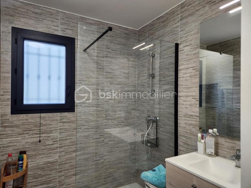 Maison - 175 m² - 8 pièces