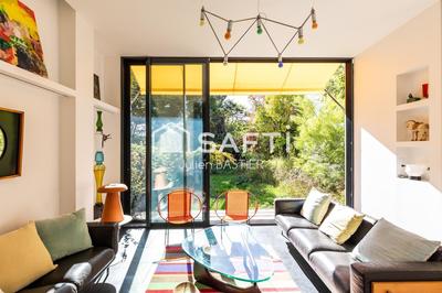 Maison - 320 m² - 11 pièces