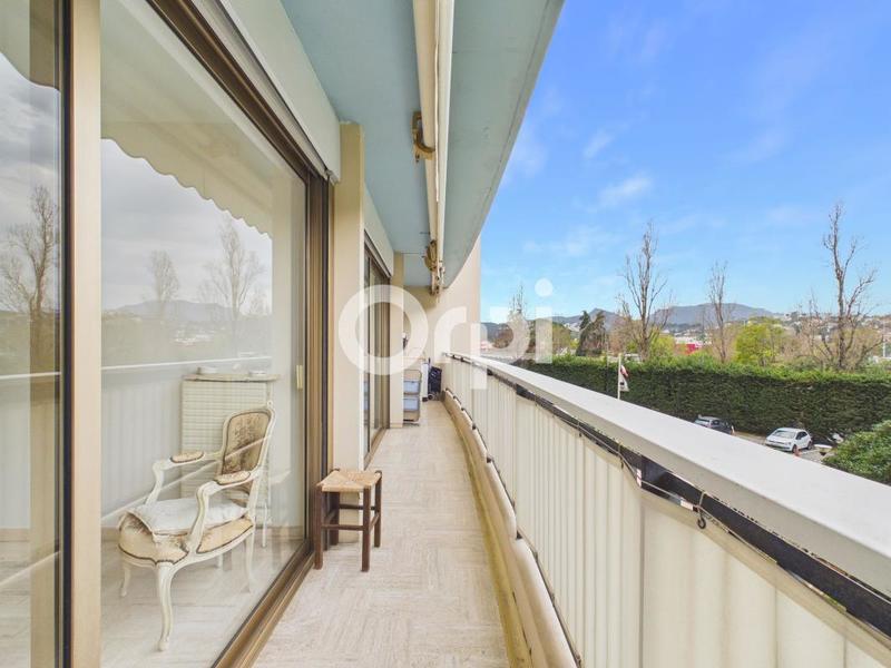 Appartement - 87 m² - 4 pièces