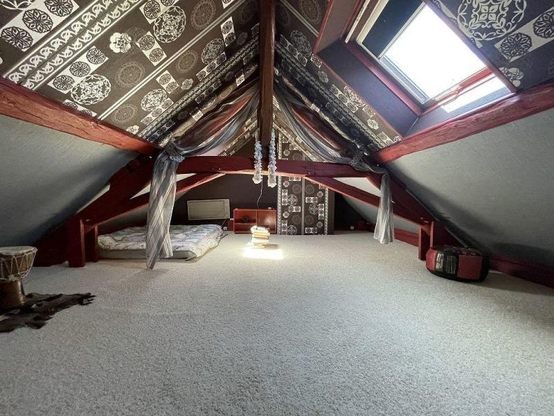 Maison traditionnelle - 158 m² - 7 pièces