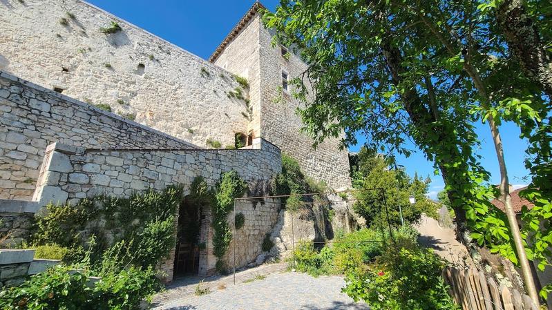 Maison - 210 m² - 4 pièces